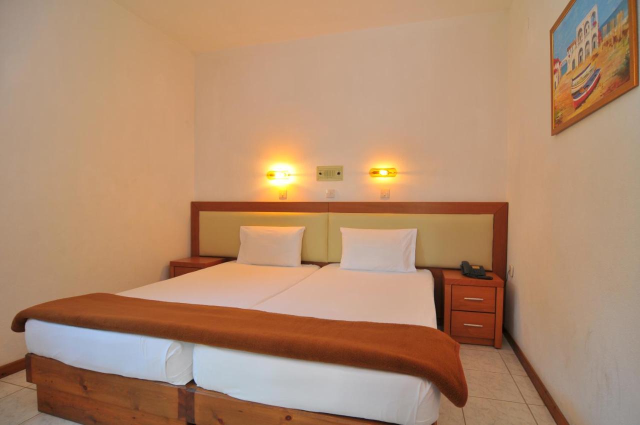 Hotel Emerald Chrisi Ammoudia Eksteriør billede