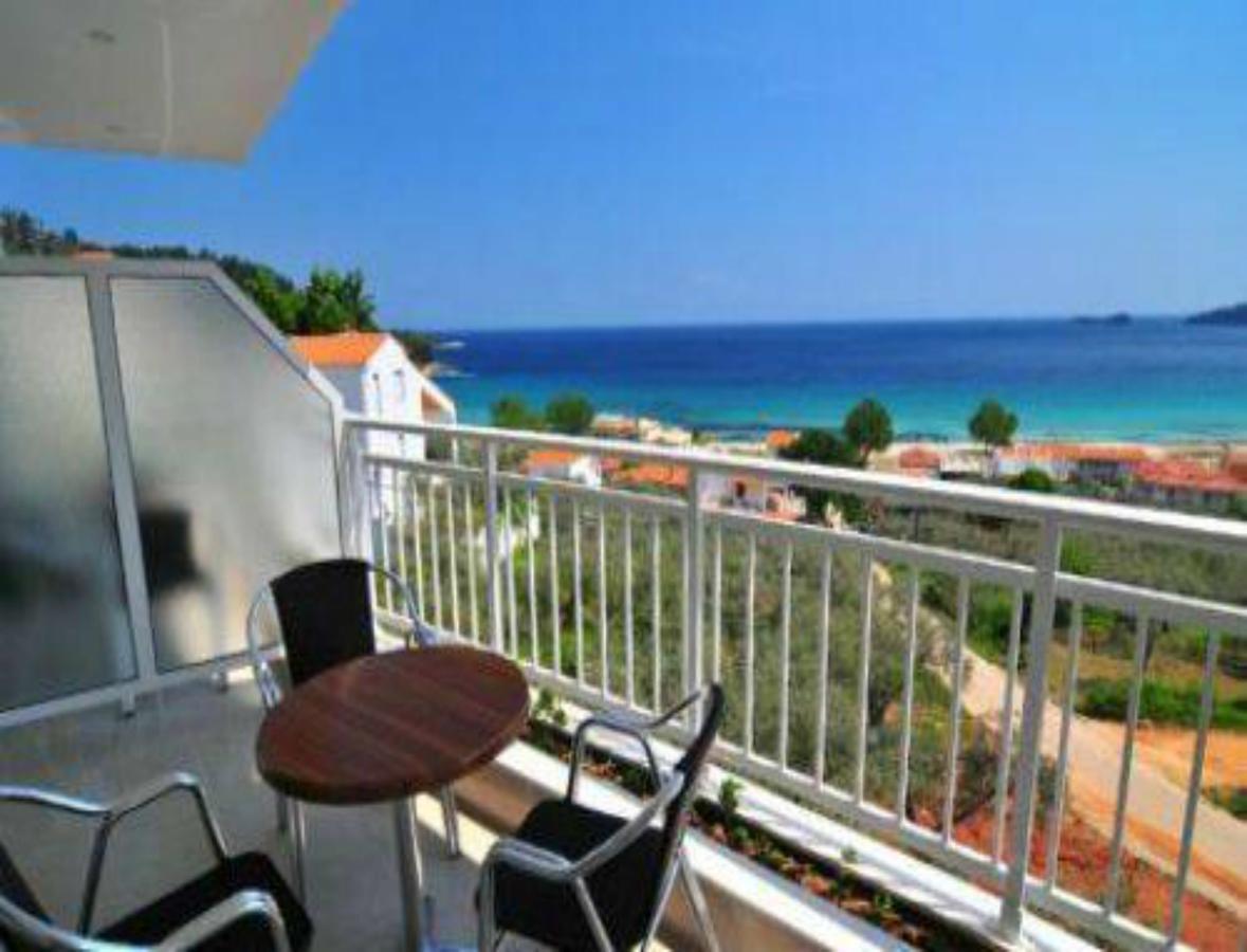 Hotel Emerald Chrisi Ammoudia Eksteriør billede